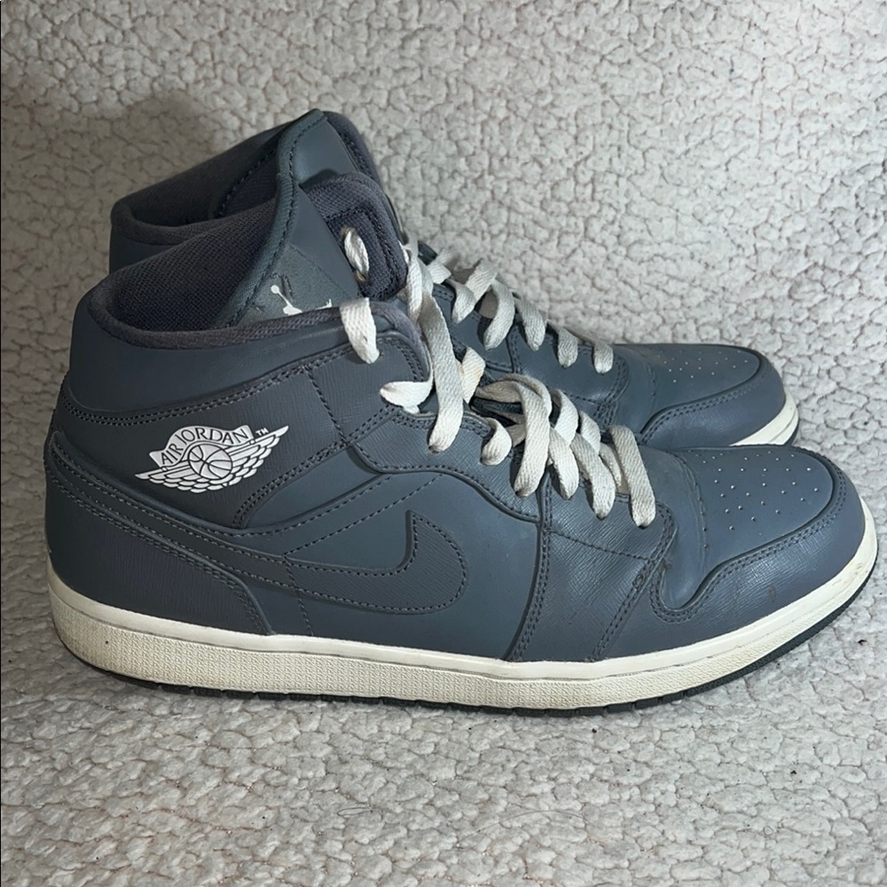 Jordan 1 Mid Cool Grey White - Picture 3 of 8